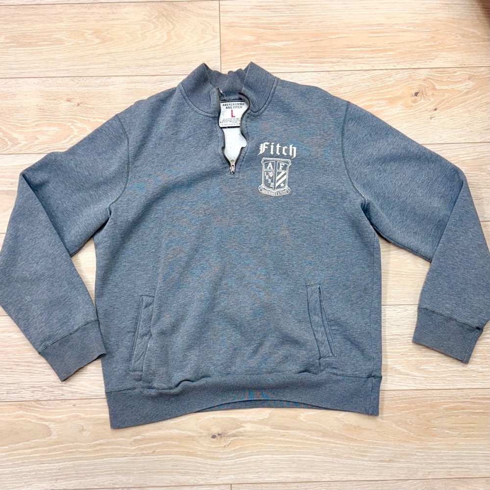 Abercrombie & Fitch Men's Gray Quarter-Zip Sweatshirt